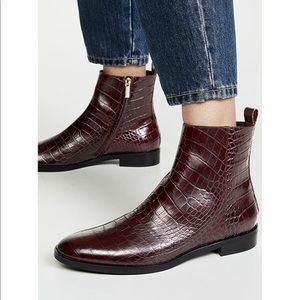 Club Monaco Trycia Flat Boots size 8